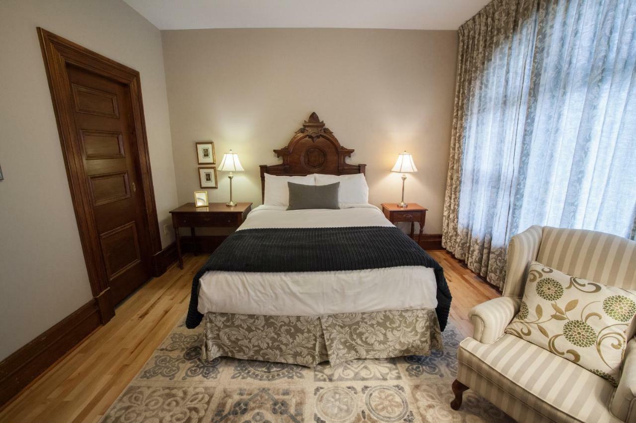 Fairholm Boutique Inns Charlottetown Exteriör bild